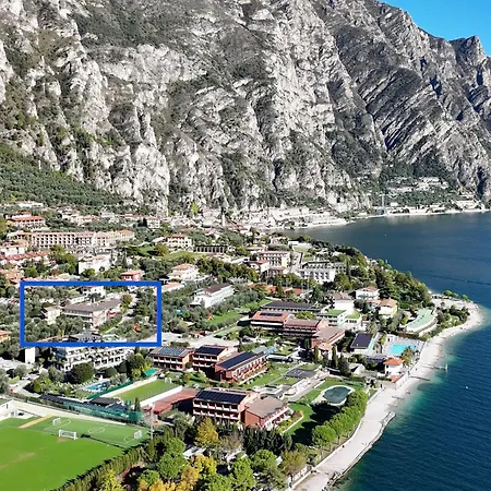 Garden Hotel 3*