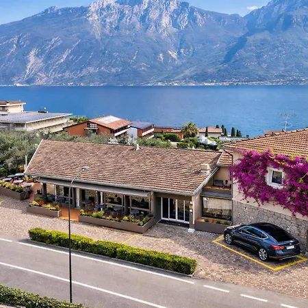Garden New Management Hotel 3*