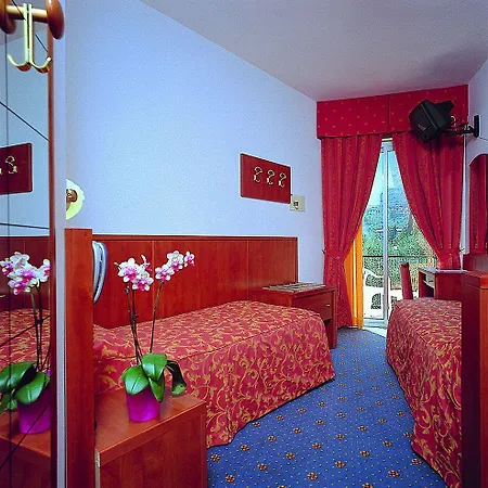 호텔 Garden 리몬네술가르다