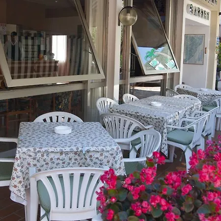 호텔 Garden 리몬네술가르다