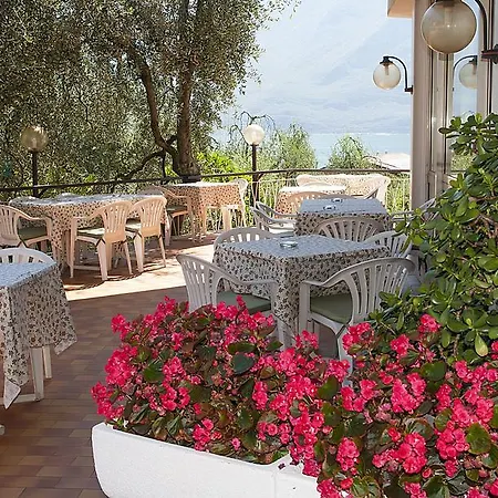 Garden 호텔 리몬네술가르다