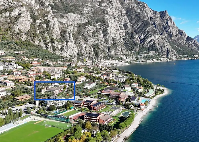 Garden Hotel 3*